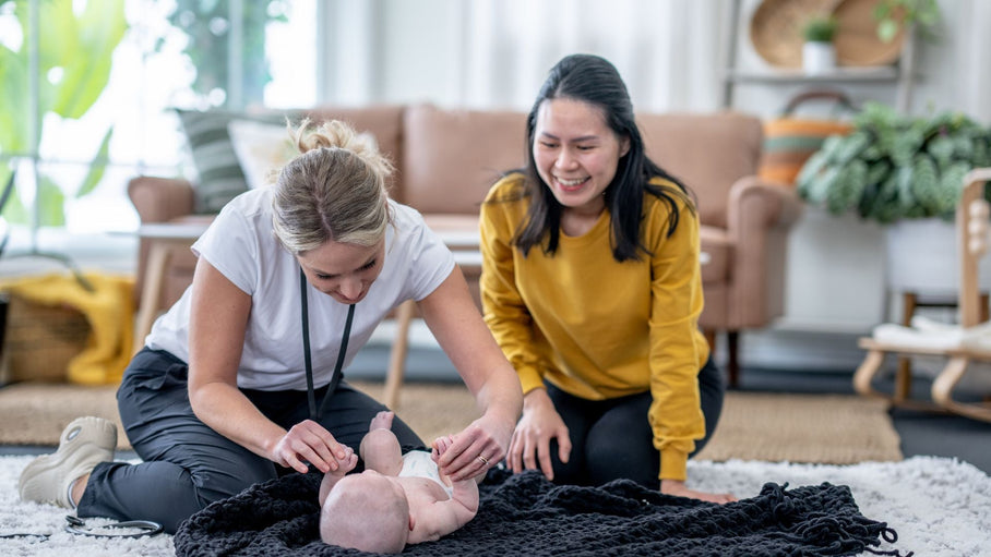 Comprendere il Ruolo e i Benefici della Doula Postpartum